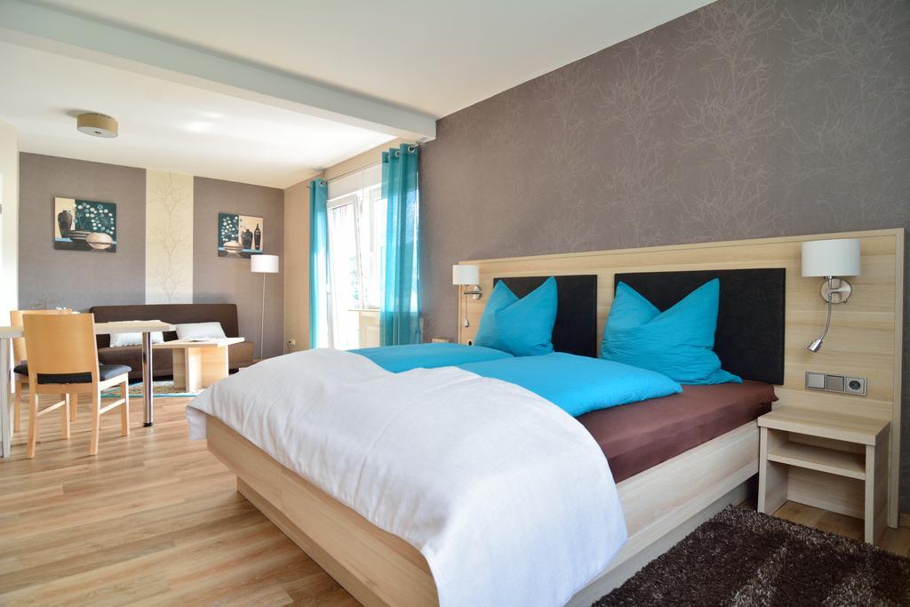 Hotel-Restaurant-Weingut Kapellenhof Klotten Rum bild
